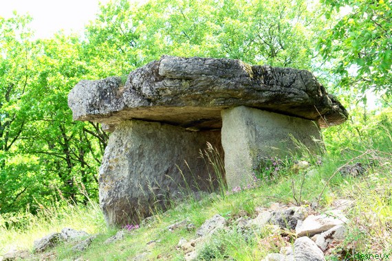 dolmen dolmen.JPG